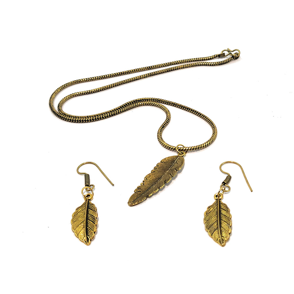 Leaf Design Necklace and Earring Set  Gifts and Fashion